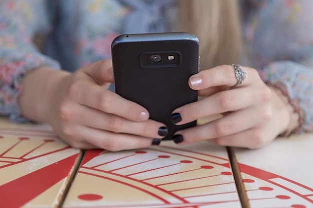 Jakie dane osobowe możemy bezpiecznie podać przez telefon w świetle RODO?